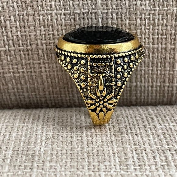 Fashion Men Rings Black Crystal Gold Tone Fancy Ring Jewelry Unisex Size 8 - Picture 4 of 11
